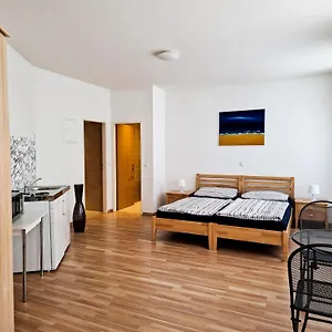 Youth Service Apartmán