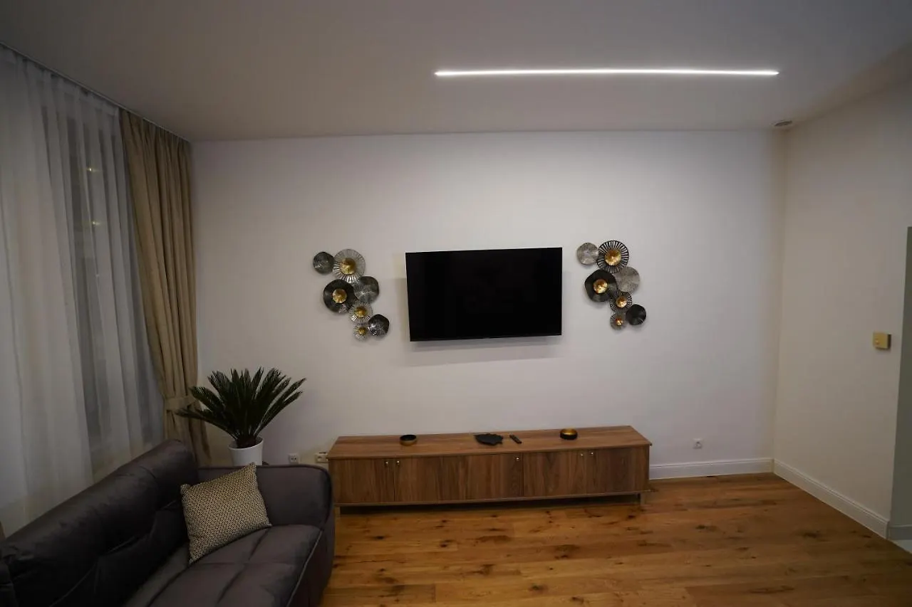 Real Appartments Вена 0*,