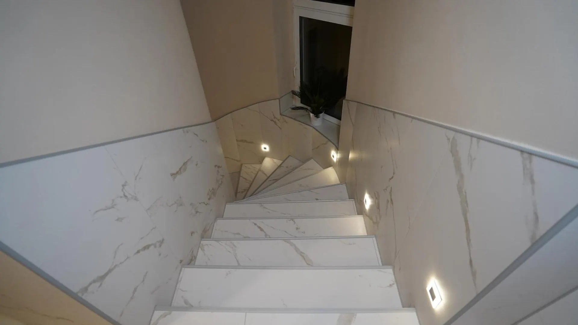 Real Appartments Вена Апартаменты